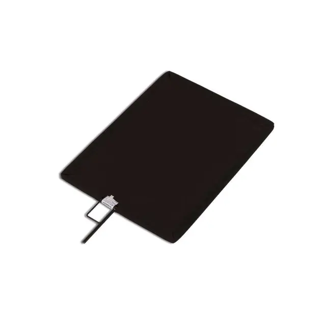 Avenger I650B Solid Black Flag 18"x24"