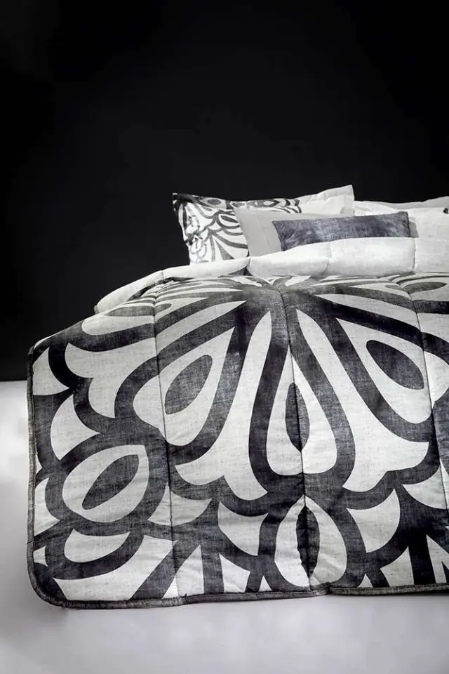 ΠΑΠΛΩΜΑ JAVA 220X240 Guy Laroche 3