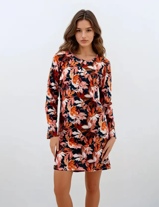 W930 - Type - NIGHTGOWN AUTUMN LEAVES 2