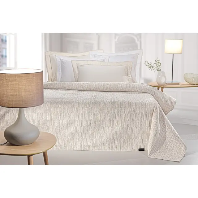 Κουβέρτα King Size Guy Laroche Diana Natural 260x250