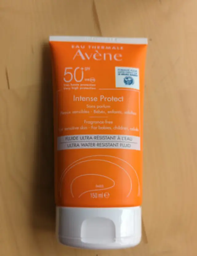 Avene Intense Protect SPF50+ Αντηλιακή Κρέμα Προσώπου με Εξαιρετικά Ευρύ Φάσμα Προστασίας, 150ml