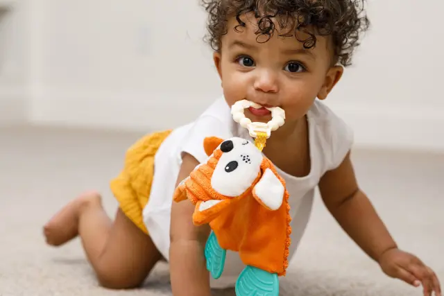 INFANTINO Go Gaga Cuddly Teether (Fox) 3