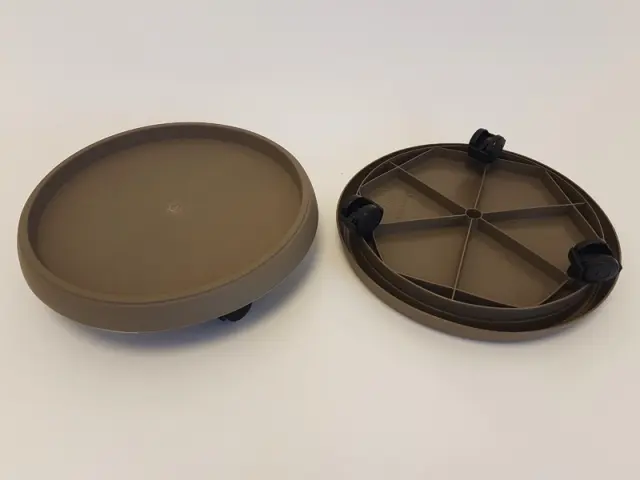 Πιάτο Γλάστρας Με 3 Ρόδες Spicy Brown 30cm