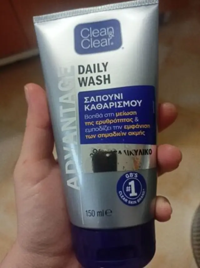 Clean & Clear Advantage Daily Wash 150ml