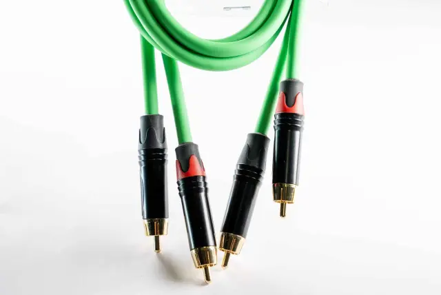 WELX Premium 2 X RCA to 2 X RCA Cable – 2m (RR) 3