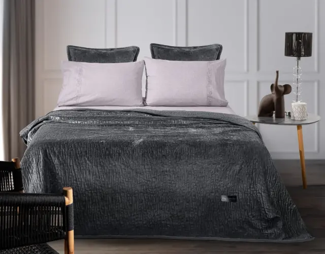 ΚΟΥΒΕΡΤΑ ΥΠΕΡΔΙΠΛΗ ΣΕΤ 2ΤΜΧ BOLZANO ANTHRACITE 220X240 GUY LAROCHE