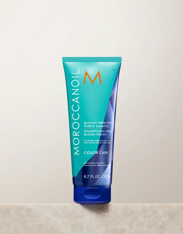 Moroccanoil Color Care Blonde Perfecting Purple Shampoo 200ml 3