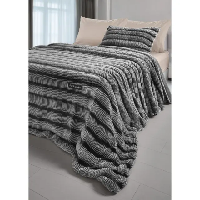 Κουβέρτα Γούνινη King Size Guy Laroche Gazelle Black 260x240 2