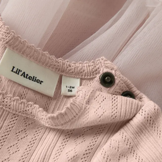 Φόρεμα Lil'Atelier με φορμάκι εσωτερικά 3