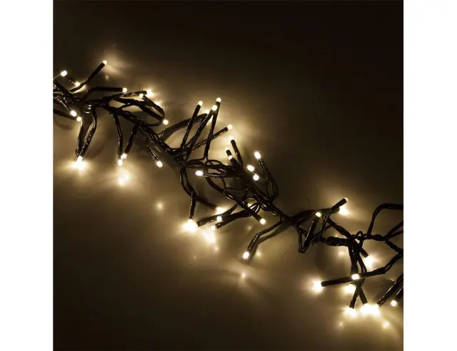 768 Φωτάκια LED - 5.5 Μέτρα + 3 Μέτρα σύνδεσης (AX8718710), Πυκνή Διάταξη, με Bluetooth, 8 προγράμματα, Πράσινο καλώδιο PVC - Θερμό λευκόAX8718710