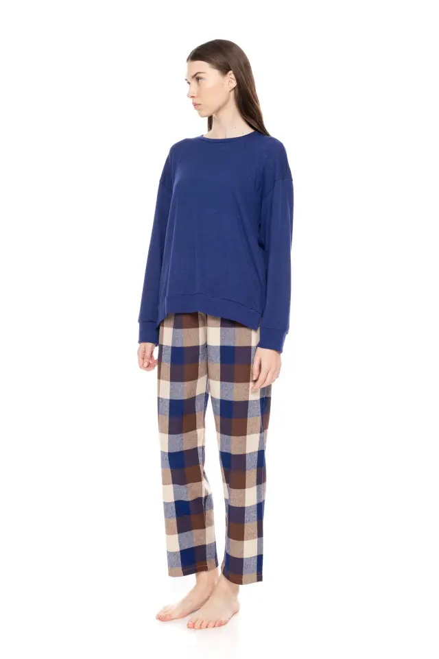 W1695 - Type - PYJAMA AUTUMN PLAID 3