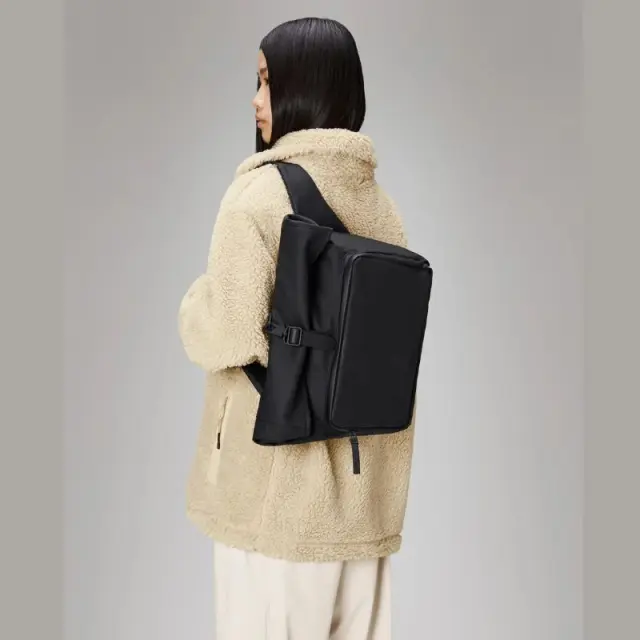 Αδιάβροχο Τσαντάκι Μέσης Rains Rolltop Commuter Bag W3 14570-01 Μαύρο - ONESIZE 2