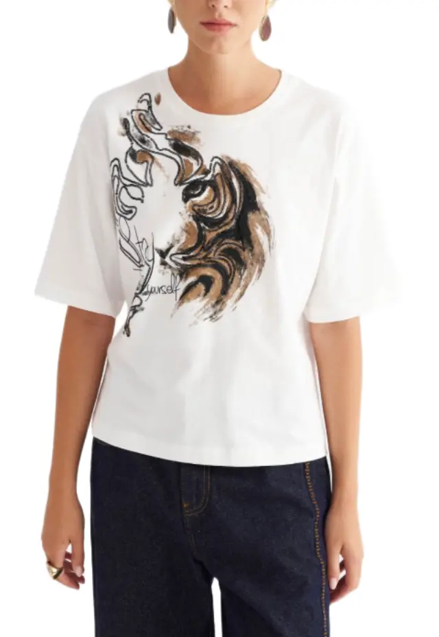 Attrattivo γυναικείο t-shirt με τύπωμα και παγιέτες 9923930-1