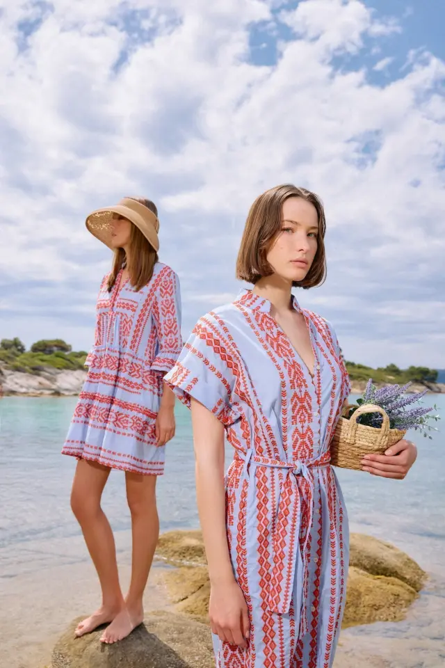 Beachwear Embrodery B634 Ice Blue Pink Label