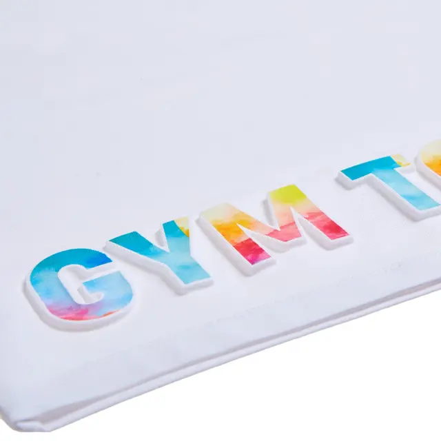 Μπλούζα Gym Tonic με ανάγλυφα γράμματα 2