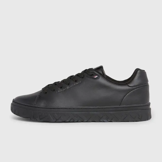 Sneaker Tommy Hilfiger Court Thick Cupsole Leather FM0FM04830-0GQ Μαύρο - 45