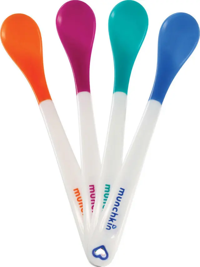 Munchkin Munchkin Σετ 4 Κουταλάκια Με Σύστημα White Hot® που Προειδοποιεί όταν Καίει 3+, (4 Κουταλάκια) 2