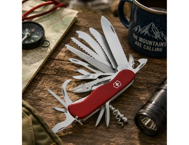 Ελβετικός Σουγιάς Victorinox Work Champ XL με 30 λειτουργίες και μήκος 11.1cm - Red 0.8564.XL