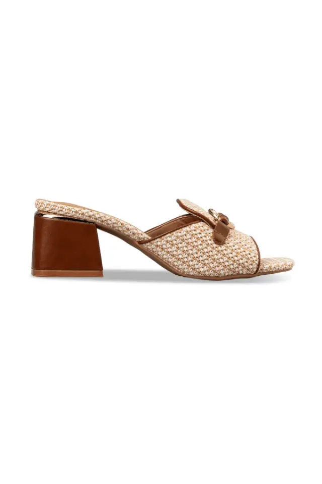 Envie Shoes Δερμάτινα Mules με Τακούνι σε Μπεζ Χρώμα 3