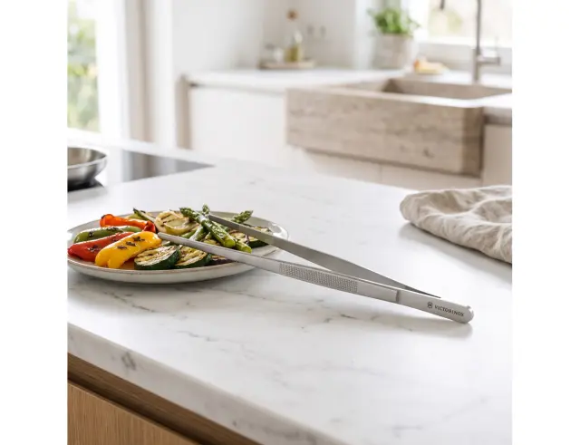 Λαβίδα Chef γενικής χρήσης Victorinox με μήκος 30cm - Silver7.6124