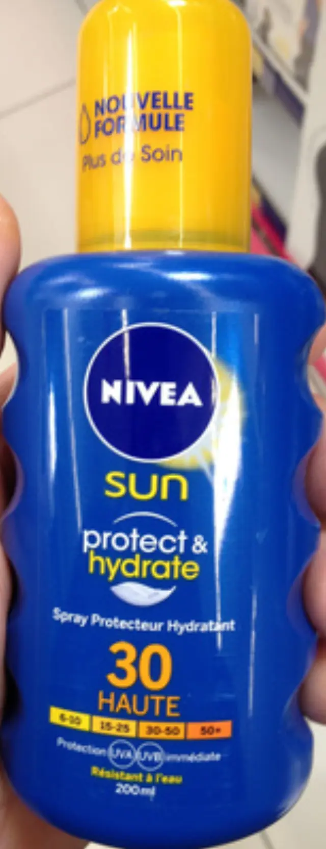 Nivea Sun Protect + Moisture Spray SPF 30, 200ml