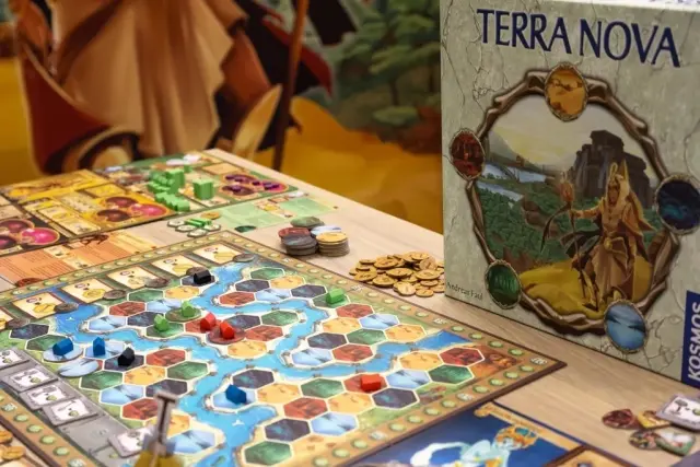TERRA NOVA 2