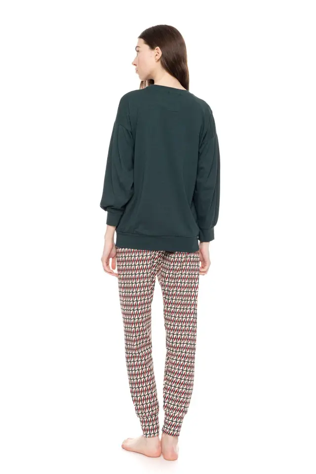 W1558 - Type - PYJAMA FOREST GREEN GEO 3