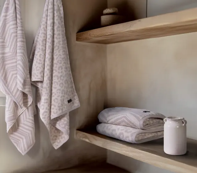 ΠΕΤΣΕΤΑ ΠΡΟΣΩΠΟΥ ELEMENTS-ARMIN 25 50Χ90 NEF-NEF HOMEWARE GREIGE 3