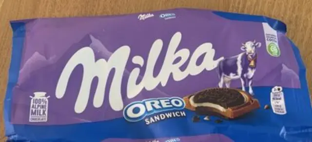 Milka Σοκολάτα Γάλακτος Οreo Sandwich 100gr Συσκ. 16 τμχ
