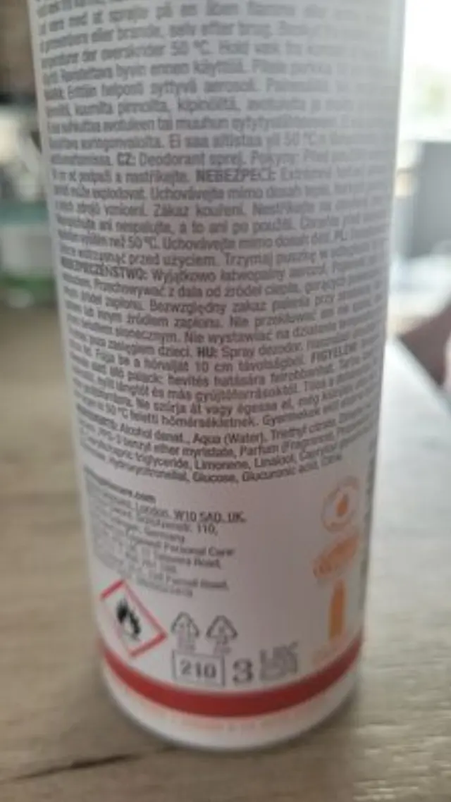 Bergamot & Sandalwood Spray Deodorant 125ml 2