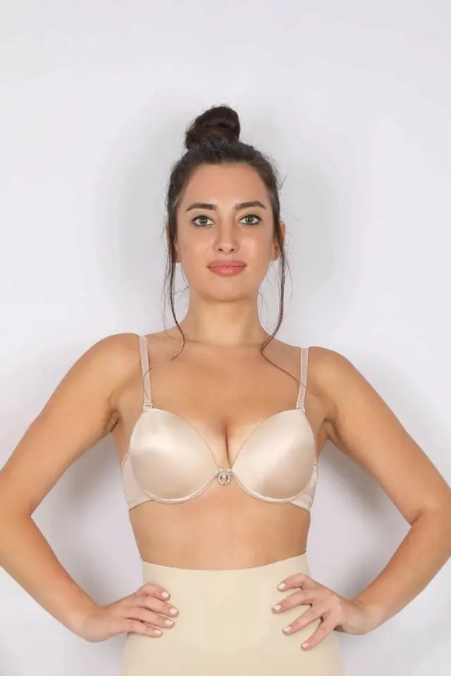Μπεζ σουτιέν με ενίσχυση push up