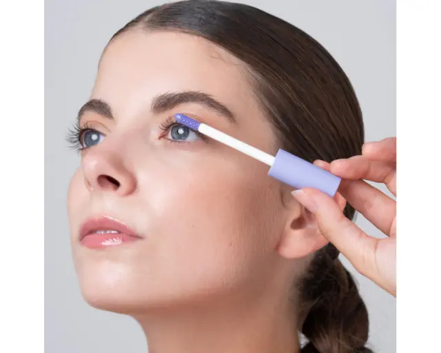 BLONDE SISTER 2 IN 1 EYES ON ME LASH&BROW SERUM 7ML 3