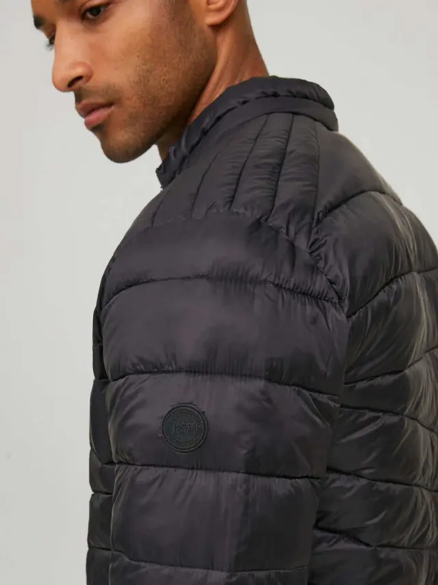 JJEHERO PUFFER COLLAR NOOS Black 3