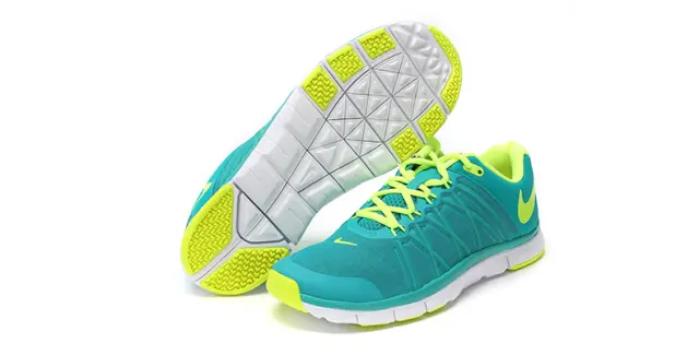 NIKE FREE TRAINER 3.0 630856-371 - 44 3