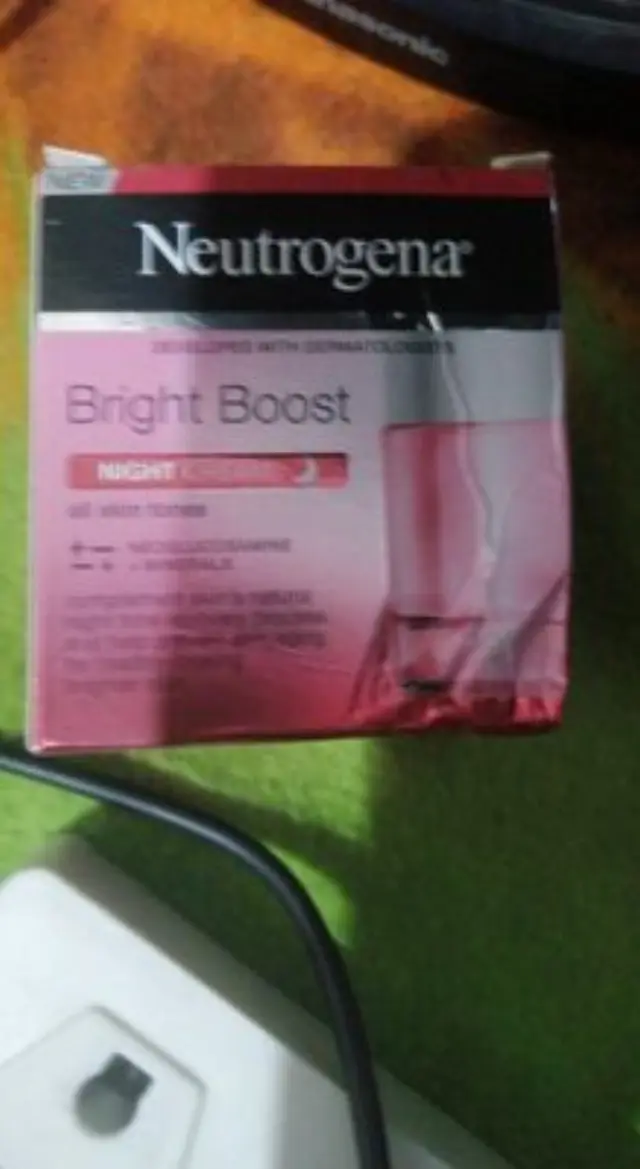Neutrogena Bright Boost Κρέμα Προσώπου Νυκτός για Ενυδάτωση 50ml