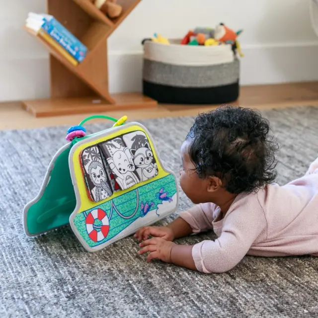 INFANTINO 2 IN 1 GEARS IN MOTION ACTIVITY BOAT 2