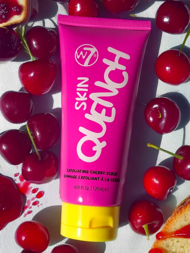 Skin Quench Cherry Exfoliating Face Scrub 120ml W7 3
