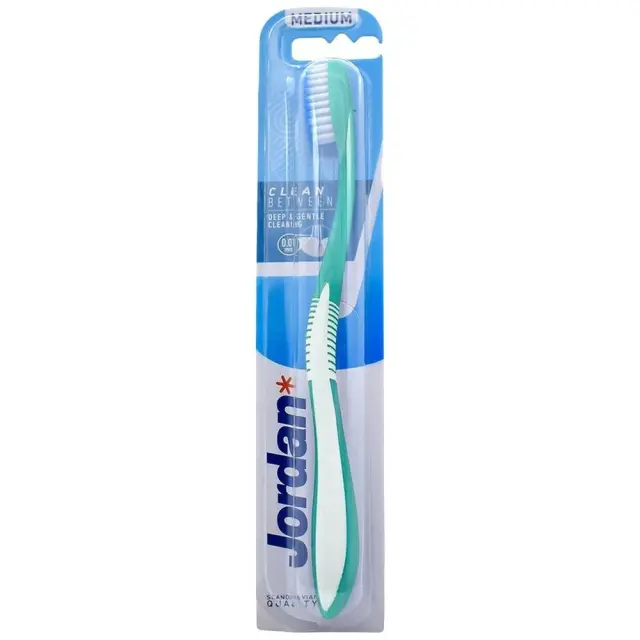 Jordan Clean Between Οδοντόβουρτσα Ενηλίκων Medium, Βεραμάν