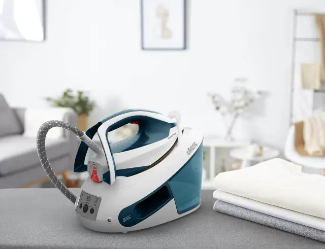 Σύστημα σιδερώματος Tefal Express Power SV8111E0 με ισχύ 2800W, πίεση 6.2bar και χωρητικότητα 1.8L SV8111E0 3