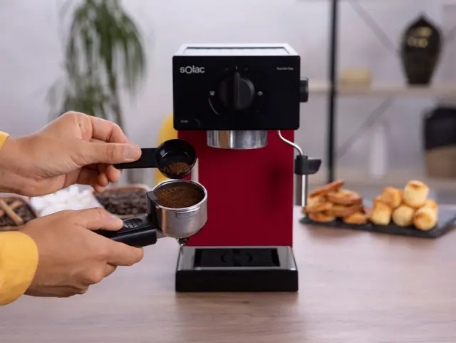 ΚΑΦΕΤΙΕΡΑ ESPRESSO CE4506 SOLAC ΜΠΟΡΝΤΟ 2