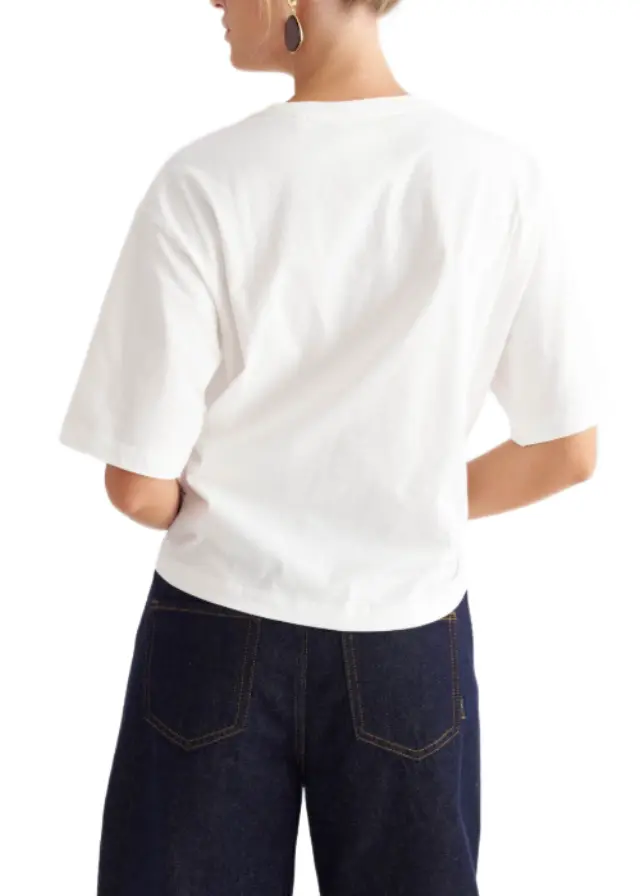 Attrattivo γυναικείο t-shirt με τύπωμα και παγιέτες 9923930-1 2