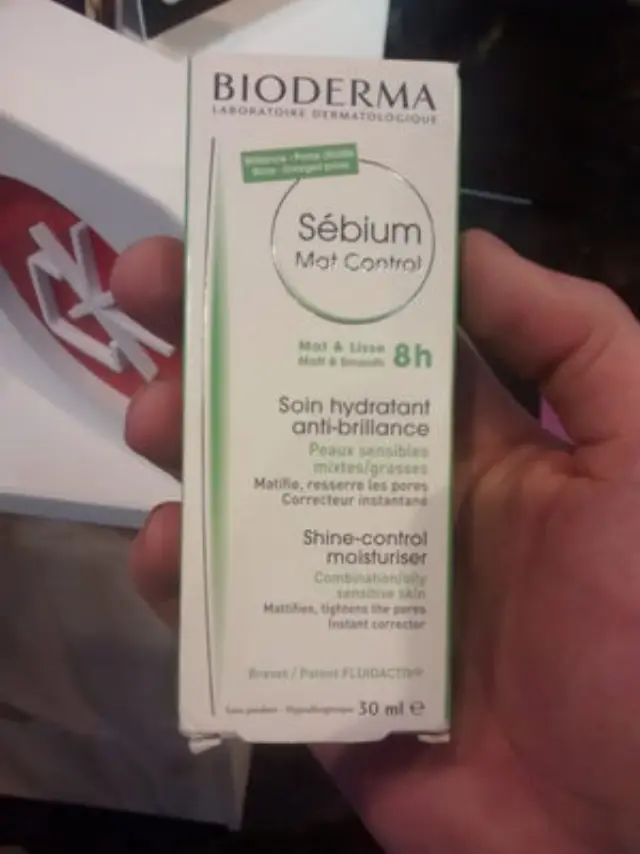 Bioderma | Sebium Mat Control | Ενυδατική Κρέμα Προσώπου για Ματ Αποτέλεσμα και Σύσφιξη των Πόρων | 30ml