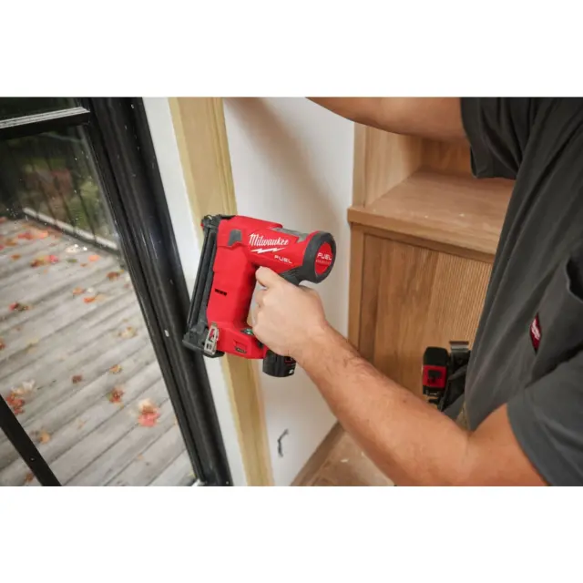 Milwaukee 4933493354 - Καρφωτικό Μπαταρίας Φινιρίσματος M18 M12 FCN18GS-0X FUEL MW (Χωρίς Μπαταρία Φορτιστή) 2
