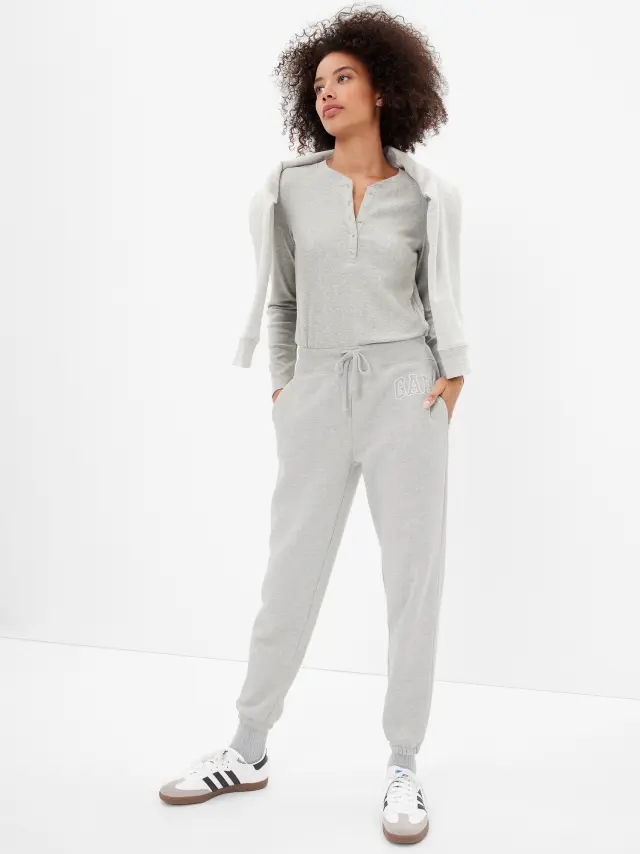 Γκρι Gap Logo Fleece Jogger Παντελόνι Φόρμα light heather gray