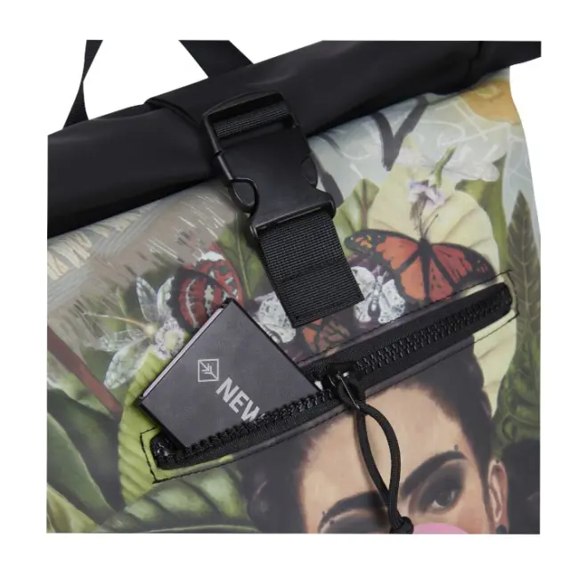 New Rebels Mart Art Roll-Top Backpack (L): Bubble Gum Frida 3
