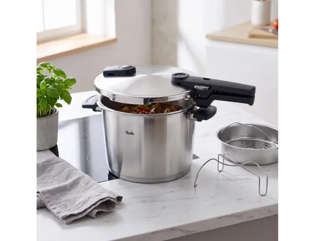 Χύτρα Ταχύτητας Fissler Vitaquick Premium με καλάθι ατμού, χωρητικότητα 6L και διάμετρο 22cm