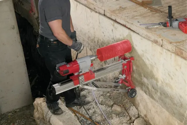 Milwaukee 4933400600 - ΒΑΣΗ ΚΑΡΟΤΙΕΡΑΣ DR350TV MW 2