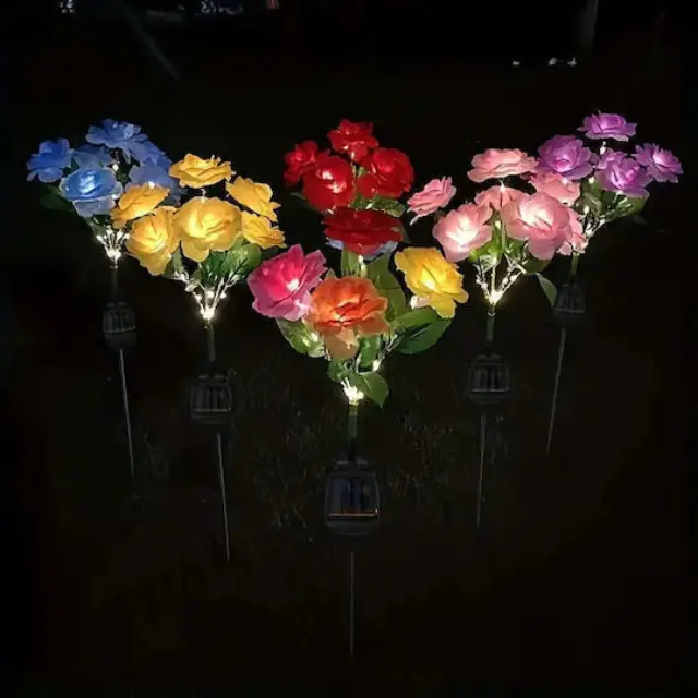 Σετ 2 x 74cm 7 LED ηλιακά φώτα τριαντάφυλλων, αισθητήρας φωτός, 800mAh, IP65, πολύχρωμο