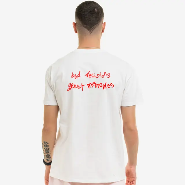 T-shirt Noshame® Λευκό με τύπωμα bad desicions, great memories - 122522 - XXL