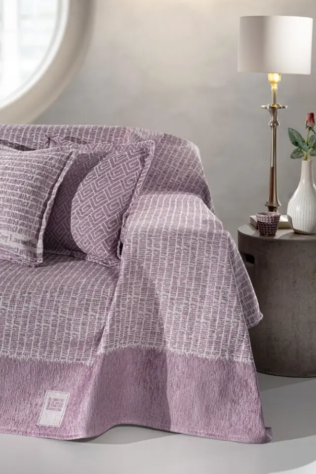 ΡΙΧΤΑΡΙ ΔΙΘΕΣΙΟΥ(180x250) PARFAIT LILAC GUY LAROCHE 2